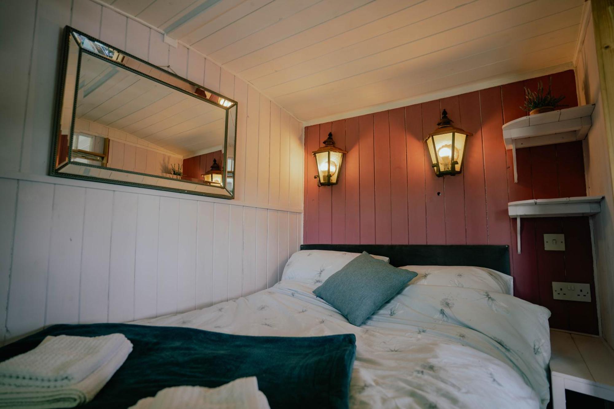 Swallowfield Glamping- View * Yeovil