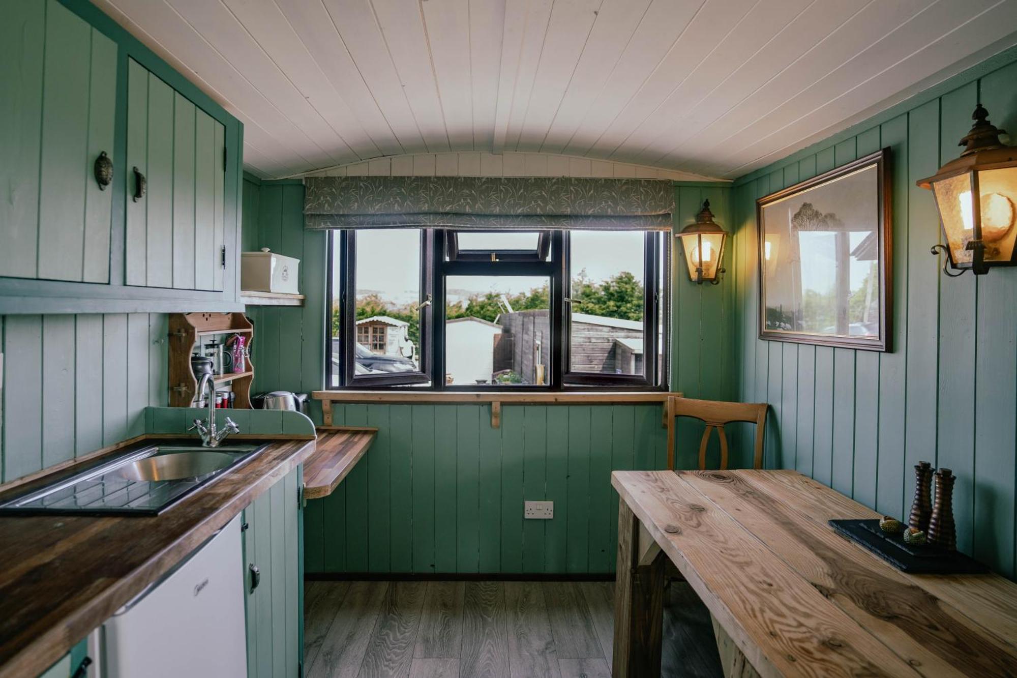 Swallowfield Glamping- View Yeovil